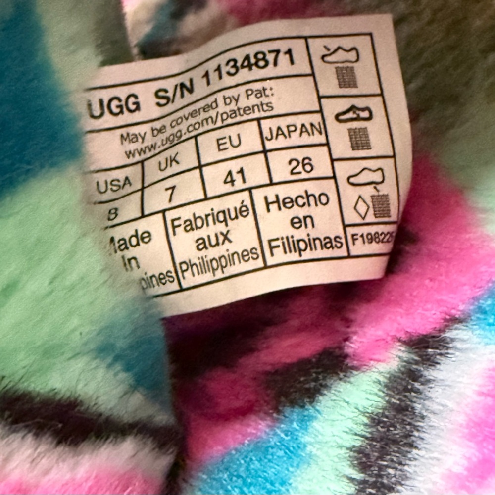 UGG Fuzzy Slippers Shoes Slides Women’s 8 - Picture 4 of 9